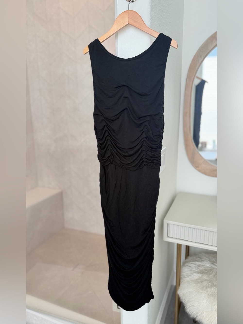 Alice and Olivia Black Ruched Pencil Midi Dress - S